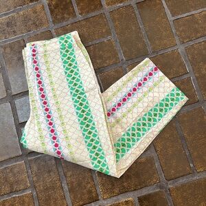 Vintage A Perfect Day In Paradise Colorful Scalloped Print High Waist Capri Pant